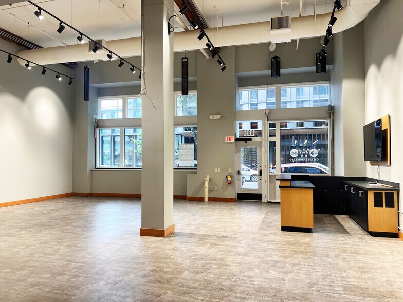 1101-1111 SW Washington St, Portland, OR à louer - Photo de l’immeuble – Image 3 sur 9