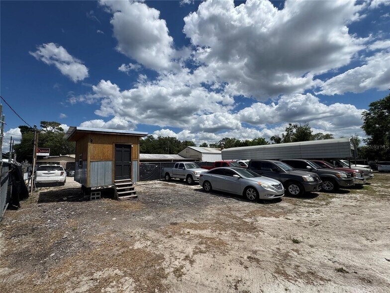 1050 Nursery Road rd, Winter Springs, FL à vendre - Photo principale – Image 1 sur 6