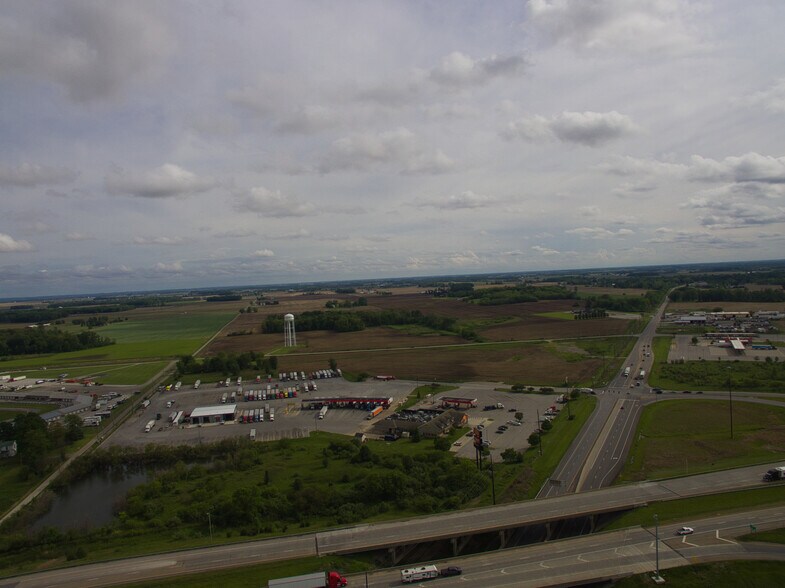 5771 S County Rd 125 W, New Castle, IN à vendre - Photo de l’immeuble – Image 2 sur 13