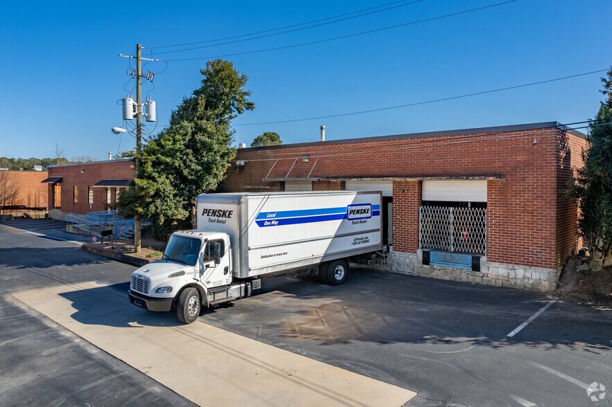 2171 Tucker Industrial Rd, Tucker, GA à louer - Photo principale – Image 1 sur 5