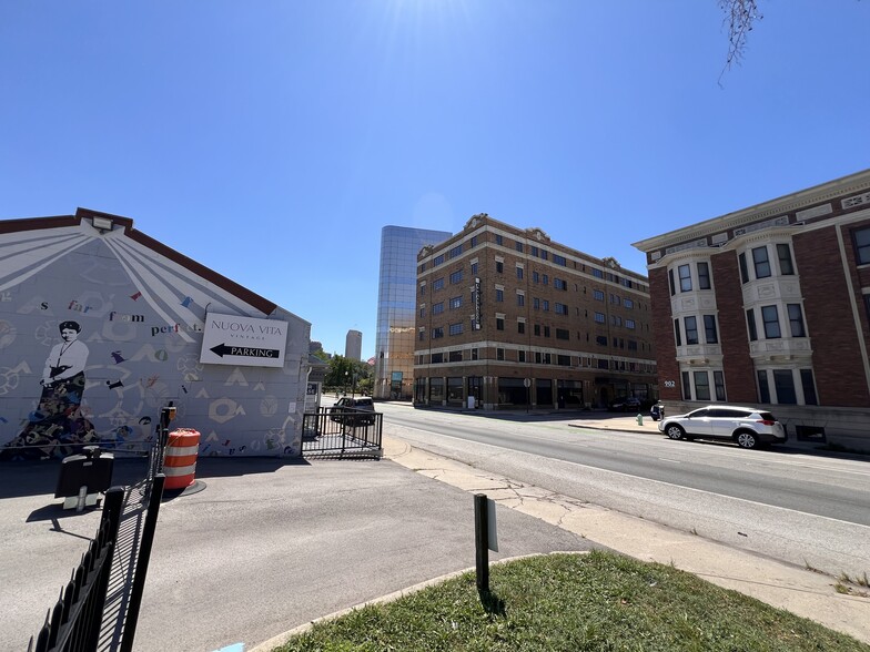 907 N Pennsylvania St, Indianapolis, IN à louer - Photo de l’immeuble – Image 2 sur 10
