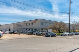 Plus de détails pour 301 Henry St, Lindenhurst, NY - Industriel/Logistique à louer