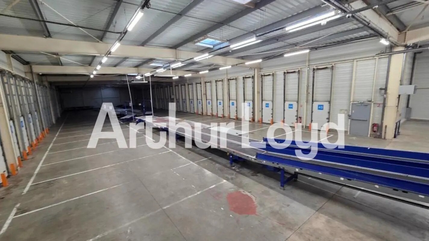 Local d'activités dans Mouen à vendre Photo intérieure– Image 1 sur 7