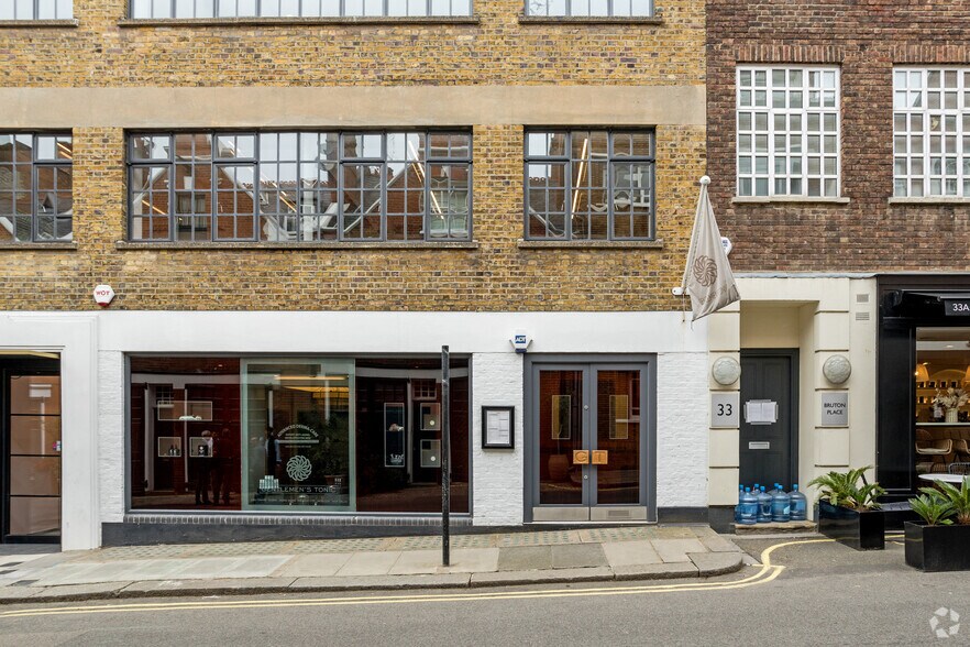 31-31A Bruton Pl, Londres à louer - Photo de l’immeuble – Image 3 sur 5