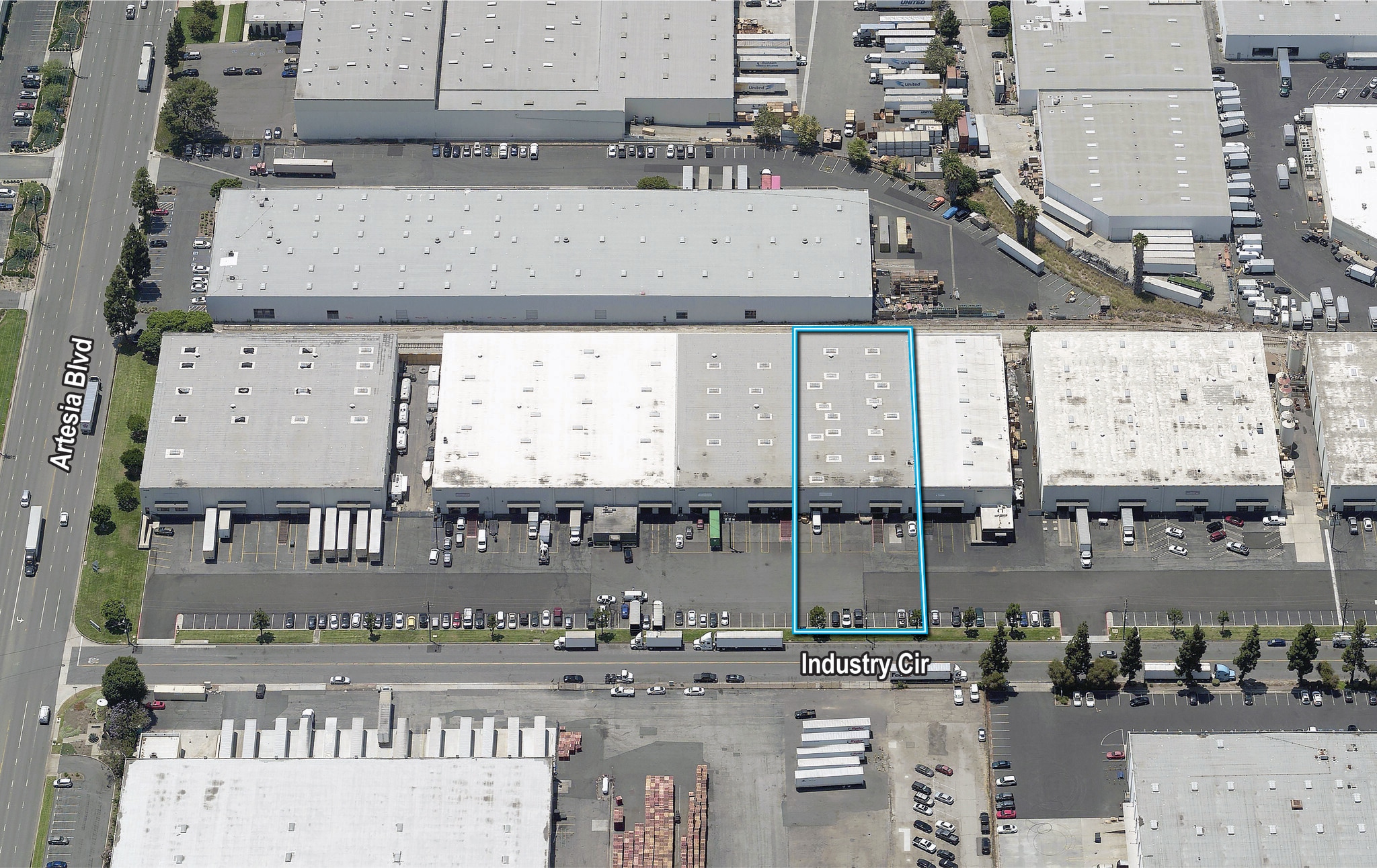 14355-14381 Industry Cir, La Mirada, CA à louer Photo intérieure– Image 1 sur 5