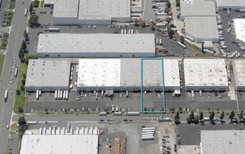 14355-14381 Industry Cir, La Mirada, CA à louer Photo intérieure– Image 1 sur 5