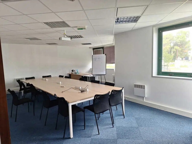 Bureau dans Bruges à louer - Photo intérieure – Image 3 sur 5