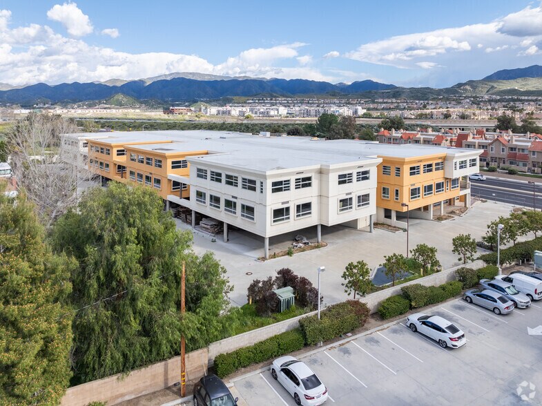 17901 Soledad Canyon Rd, Santa Clarita, CA à louer - Aérien – Image 3 sur 8