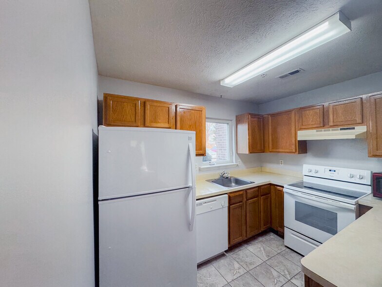 22023-22033 Oxford Ct, Lexington Park, MD à vendre - Photo de l’immeuble – Image 3 sur 8