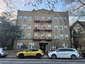 Plus de détails pour 8794 15th Ave, Brooklyn, NY - Logement à vendre