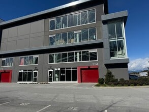 4899 Vanguard Rd, Richmond, BC à louer Photo intérieure– Image 2 sur 10