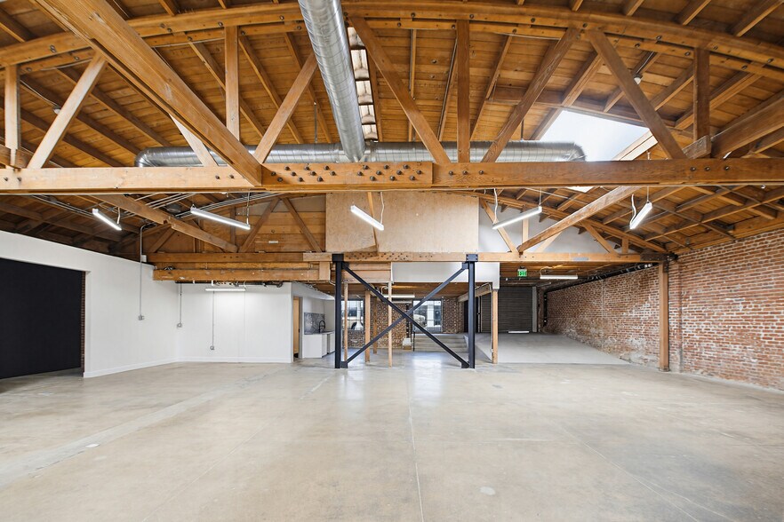 2210 W Temple St, Los Angeles, CA à vendre - Photo de l’immeuble – Image 3 sur 10