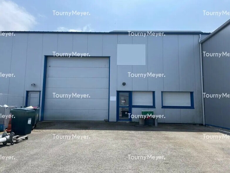 75 Rue Jean-Noël Jégo, Caudan à louer - Photo de l’immeuble – Image 1 sur 1