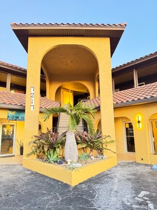 Plus de détails pour 7217 Gulf Blvd, Saint Petersburg, FL - Bureau/Local commercial à louer