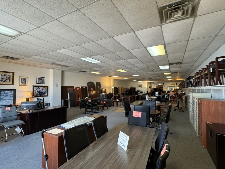 3621 Sycamore Dairy Rd, Fayetteville, NC à louer - Photo intérieure – Image 3 sur 5