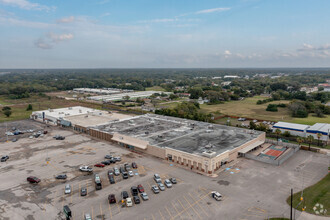 1033 Dixie Dr, Clute, TX - VUE AÉRIENNE  vue de carte - Image1