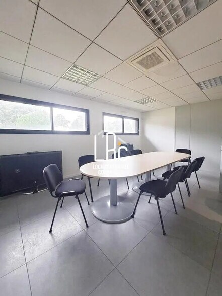 13 Rue De L'Artisanat, Remouillé à vendre - Photo intérieure – Image 2 sur 20