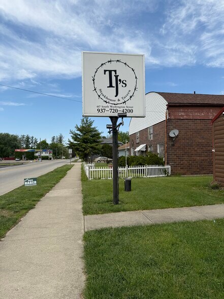 617 S Washington St, New Paris, OH à vendre - Photo de l’immeuble – Image 3 sur 56