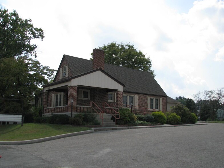 407 Monticello St, Somerset, KY à vendre - Photo de l’immeuble – Image 2 sur 6