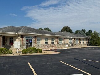 Plus de détails pour 411 N Clarendon Ct, Savoy, IL - Bureau à louer