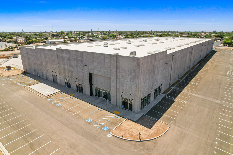4639 North 8th St, Brawley, CA à louer - Photo de l’immeuble – Image 2 sur 2