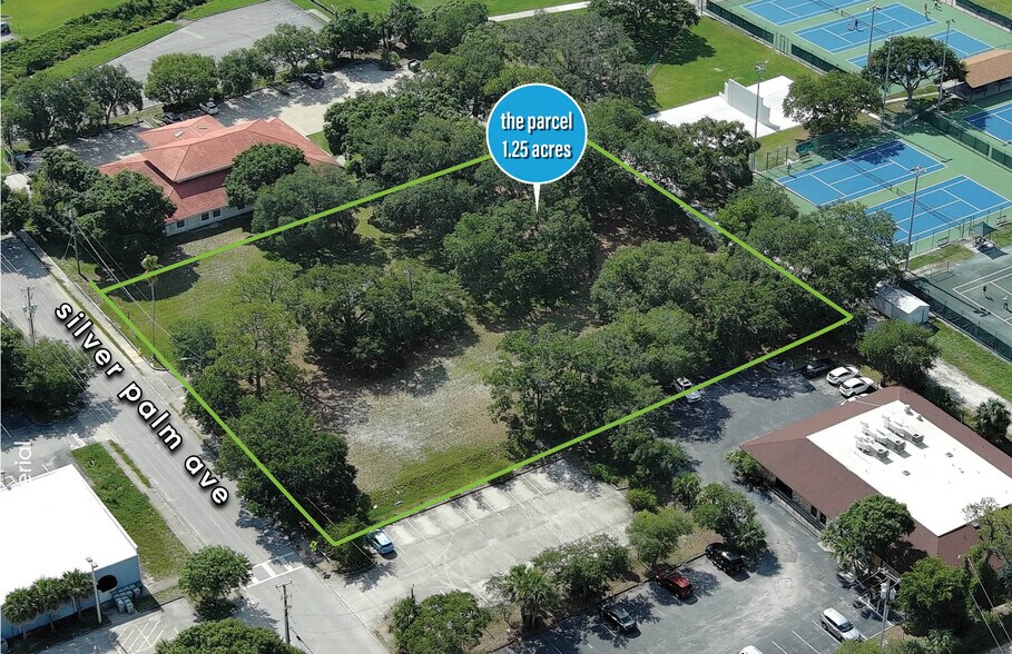 107 Silver Palm Ave, Melbourne, FL à vendre - Photo de l’immeuble – Image 2 sur 7