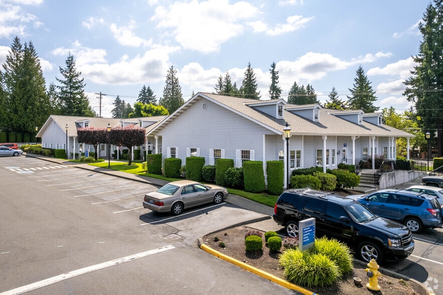 728 S 320th St, Federal Way, WA à vendre - Photo de l’immeuble – Image 2 sur 5