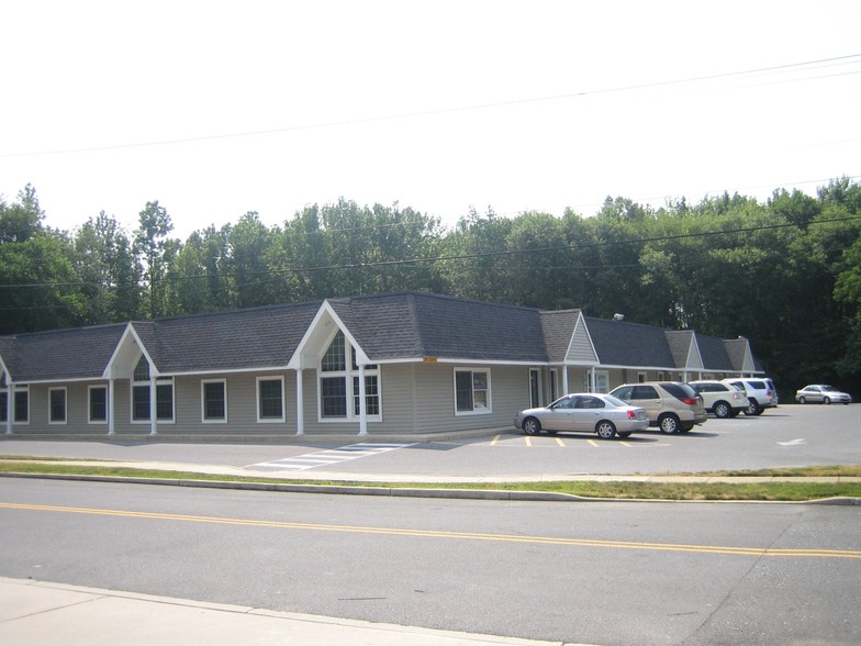 801 S Church St, Mount Laurel, NJ à louer - Photo de l’immeuble – Image 3 sur 3