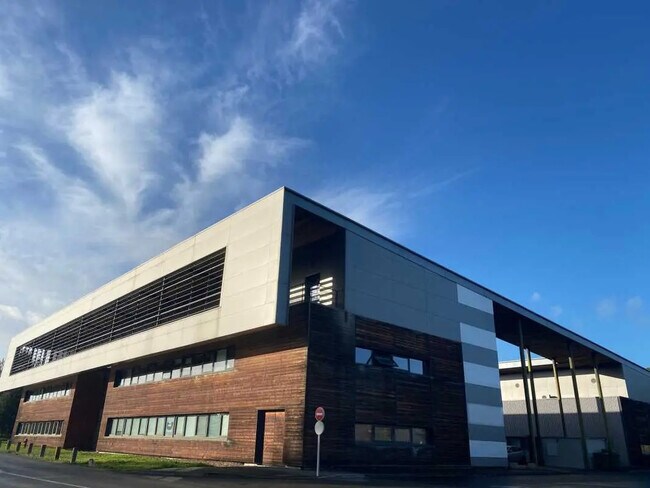 Plus de détails pour Bureau à louer