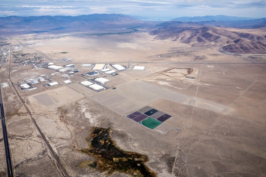 5575 Gavin Road, Fernley, NV à vendre - Photo de l’immeuble – Image 2 sur 4