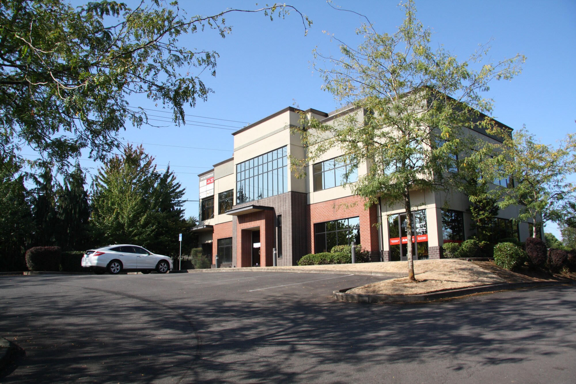 2895 Beavercreek Rd, Oregon City, OR à vendre Photo de l’immeuble– Image 1 sur 12