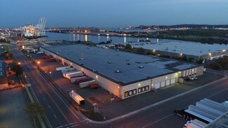 Plus de détails pour 100 Pulaski St, Bayonne, NJ - Industriel/Logistique à louer