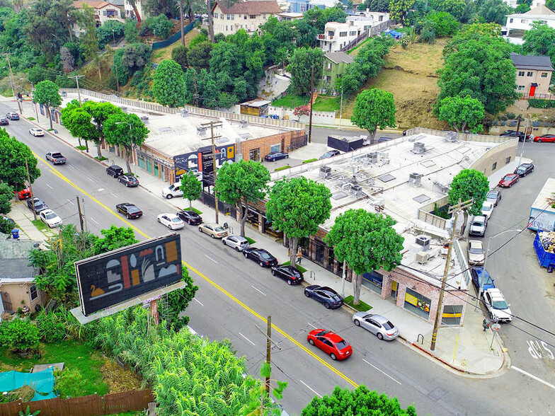 301-343 N Glendale Blvd, Los Angeles, CA à louer - Photo de l’immeuble – Image 2 sur 10