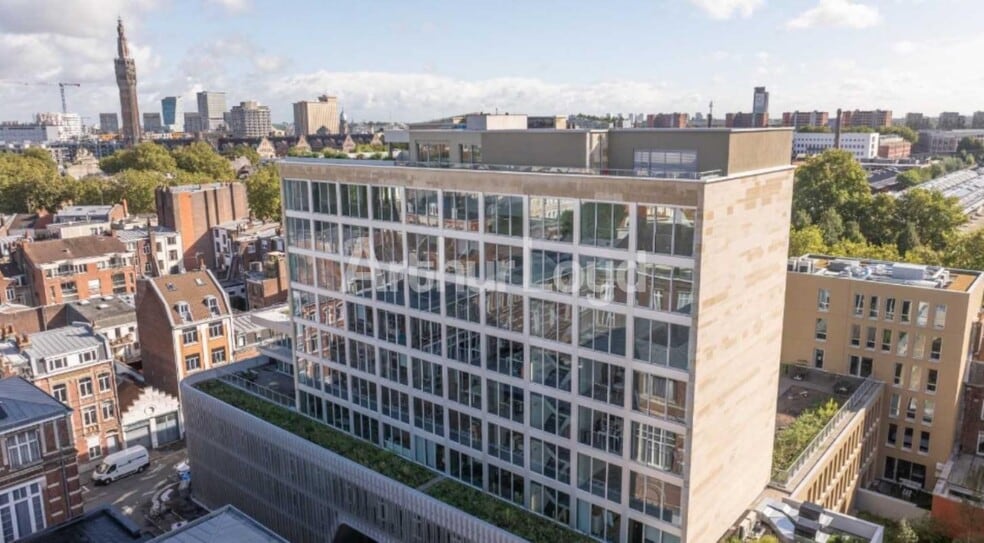 Bureau dans Lille à louer - Photo de l’immeuble – Image 2 sur 17