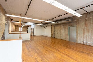 Plus de détails pour 131-135 S Wilmington St, Raleigh, NC - Bureau à louer