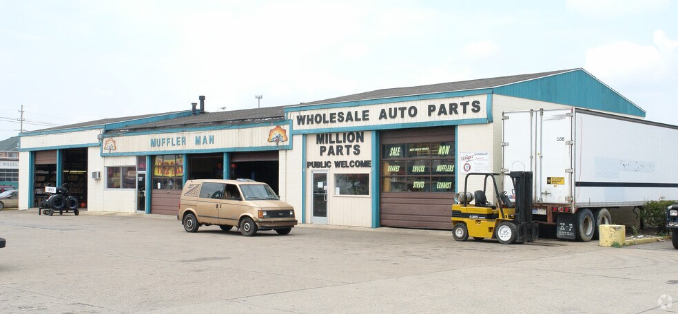 131 28th St SW, Grand Rapids, MI à vendre - Photo de l’immeuble – Image 2 sur 2