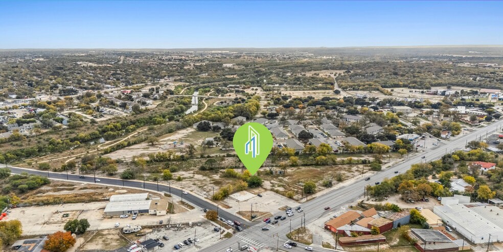 Roosevelt Ave, San Antonio, TX à vendre - Photo de l’immeuble – Image 3 sur 3