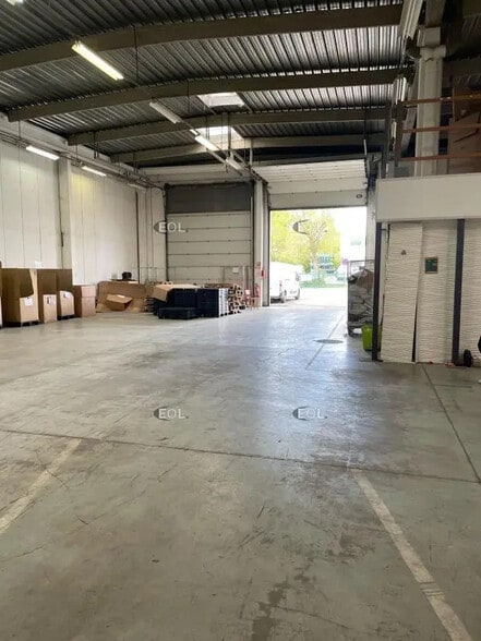 Industriel/Logistique dans Valenton à louer - Photo de l’immeuble – Image 3 sur 3