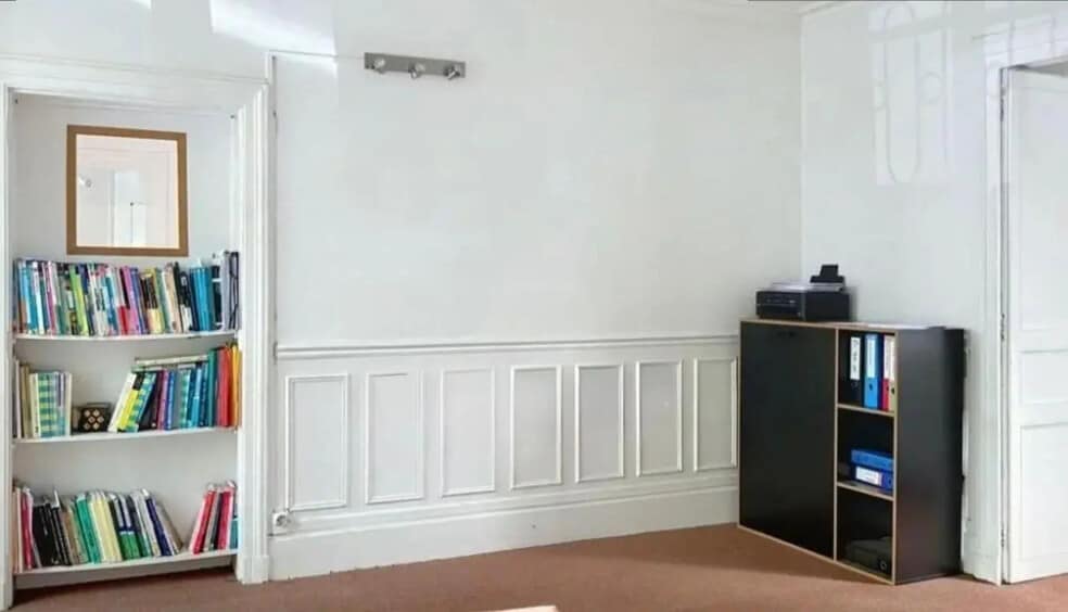 Bureau dans Versailles à vendre - Photo de l’immeuble – Image 2 sur 13