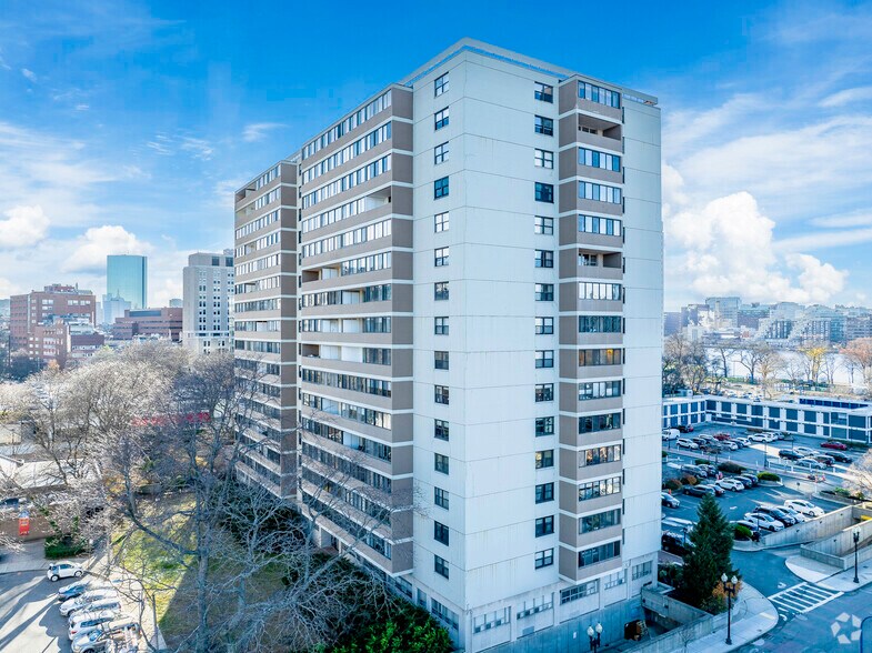 6 Whittier Pl, Boston, MA à vendre - Photo de l’immeuble – Image 3 sur 97