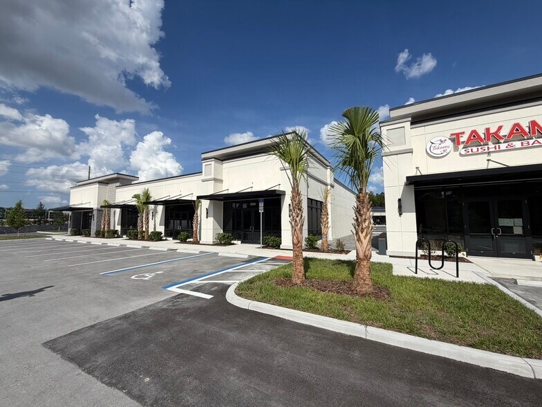 2535 Ocoee Apopka Rd, Apopka, FL à louer - Photo de l’immeuble – Image 3 sur 10