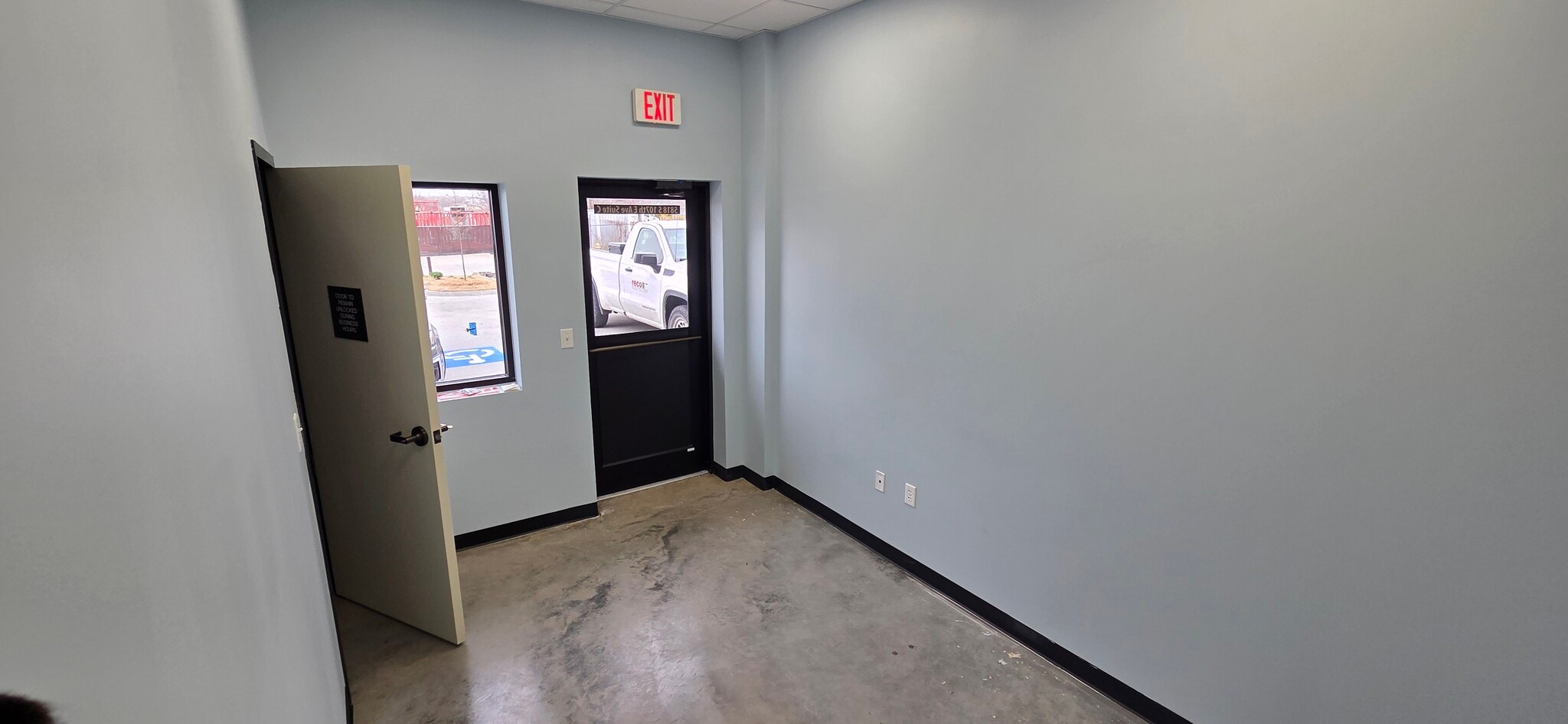 5818 S 107th East Ave, Tulsa, OK à louer Photo intérieure– Image 1 sur 5