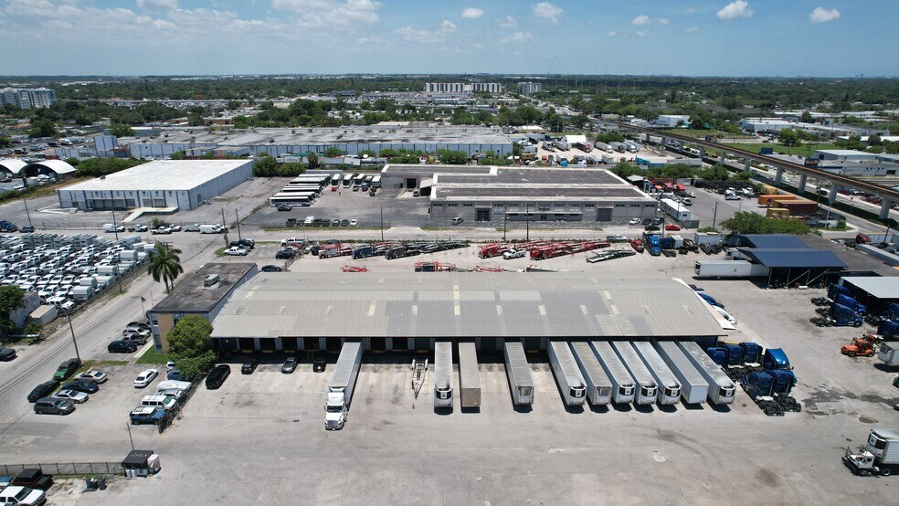 7180 NW 27th Ave, Miami, FL à louer - Aérien – Image 3 sur 7