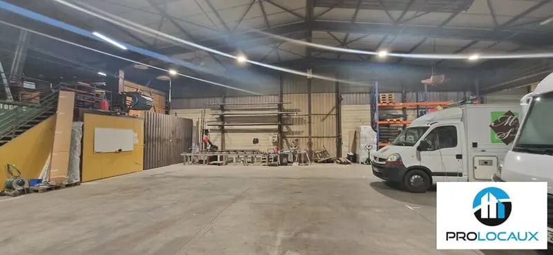 Industriel/Logistique dans Ville-la-Grand à vendre - Photo de l’immeuble – Image 3 sur 3