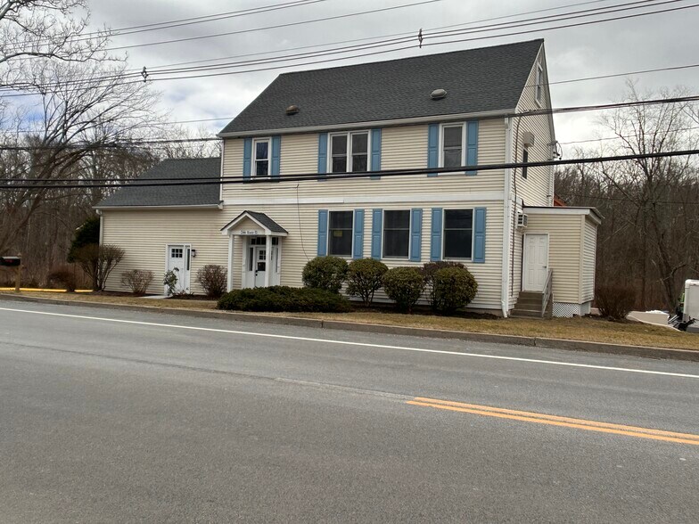 2566 Route 52, Hopewell Junction, NY à vendre - Photo principale – Image 1 sur 62