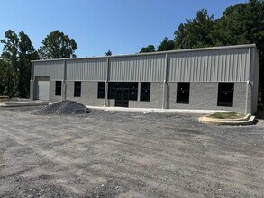 841 Charlotte Hwy, Fairview, NC à louer Photo intérieure– Image 1 sur 7
