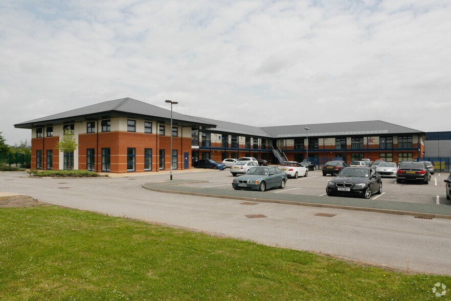 Colliery Ln, Manchester à louer - Photo de l’immeuble – Image 1 sur 4