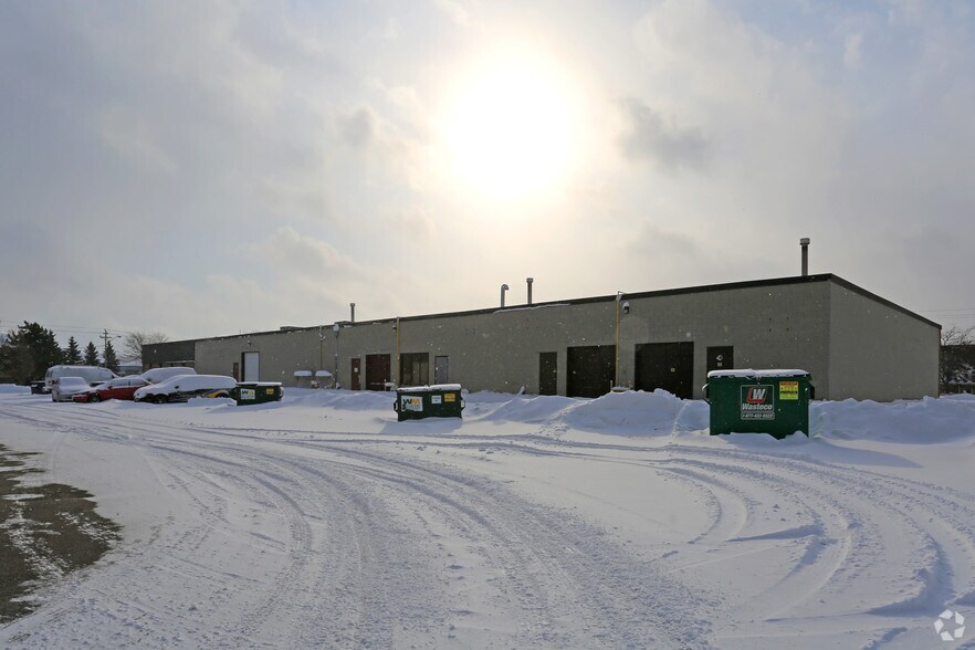 24 Mcintyre Pl, Kitchener, ON à louer - Photo de l’immeuble – Image 2 sur 3