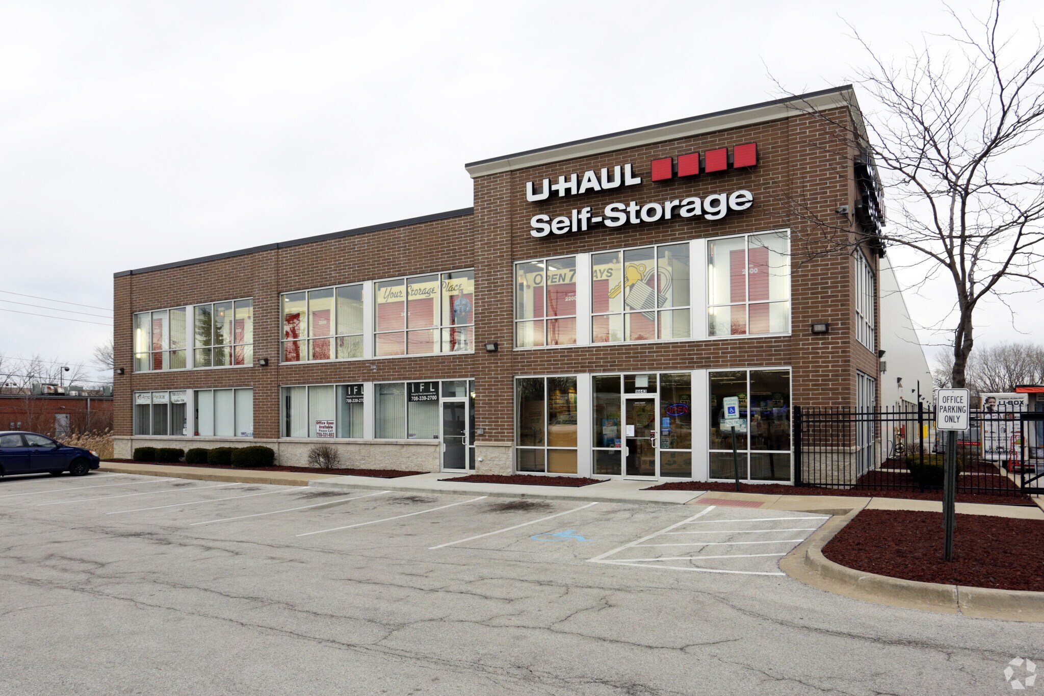 16650 Albany Ave, Markham, IL à louer Photo principale– Image 1 sur 12