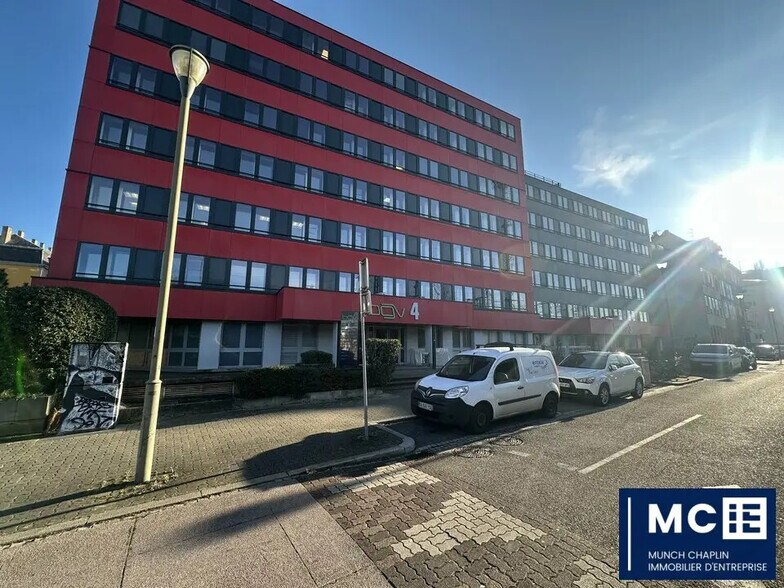 Bureau dans Strasbourg à louer - Photo de l’immeuble – Image 1 sur 12